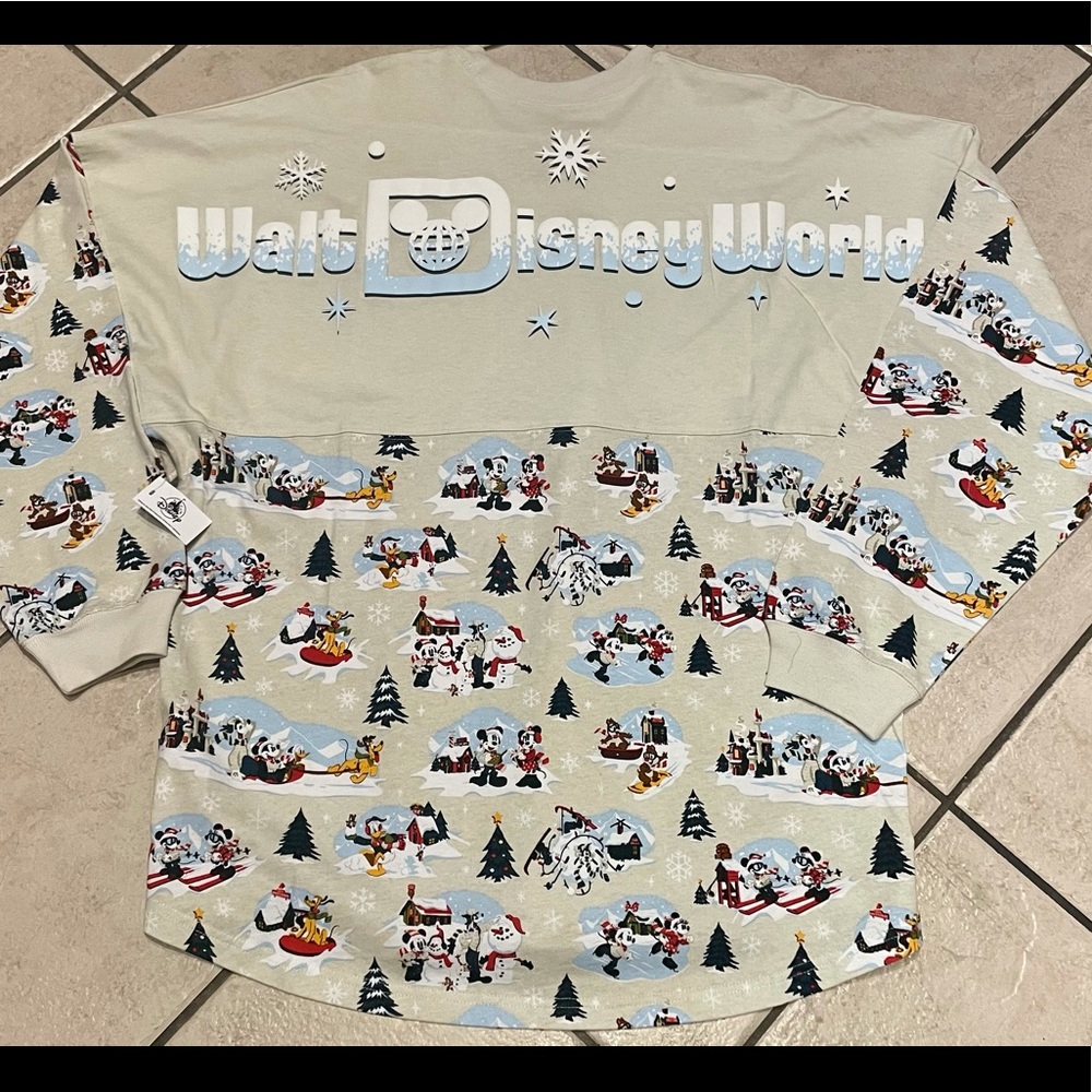 NWT Walt Disney World Christmas Holiday Winter Mickey Spirit Jersey Large Adult